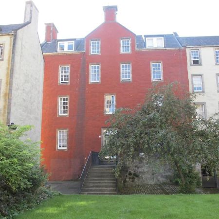 2 Chessels Court, Flat 3 Daire Edinburgh Dış mekan fotoğraf