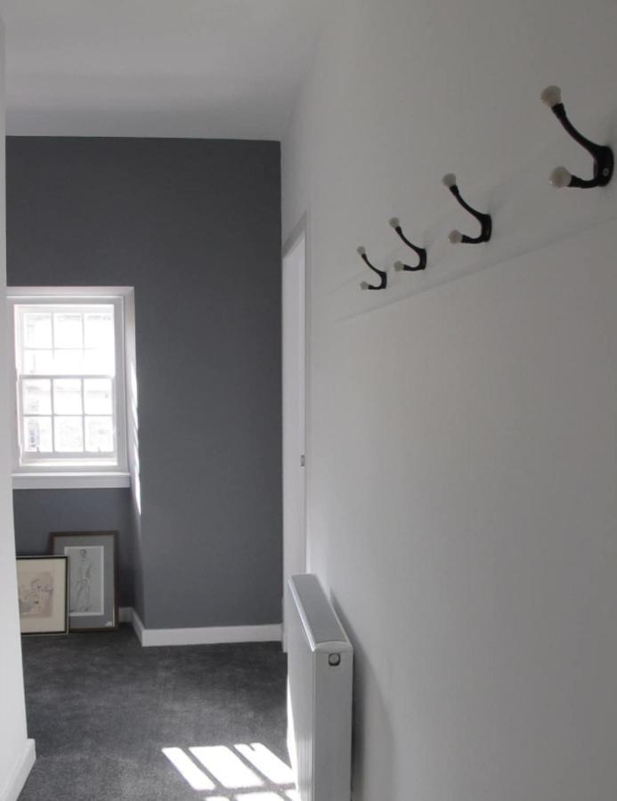 2 Chessels Court, Flat 3 Daire Edinburgh Dış mekan fotoğraf