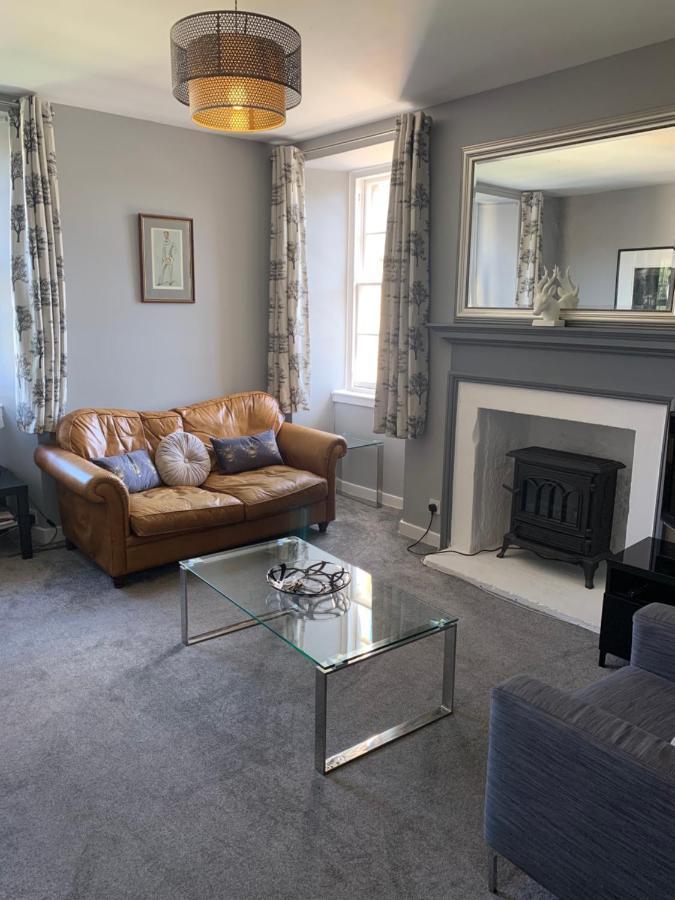 2 Chessels Court, Flat 3 Daire Edinburgh Dış mekan fotoğraf